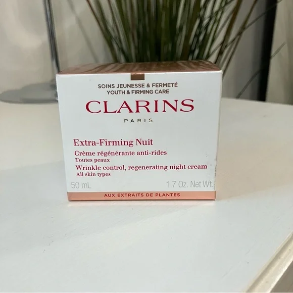 Extra-Firming Day Cream for Dry Skin - Firming + Anti-Aging Moisturizer